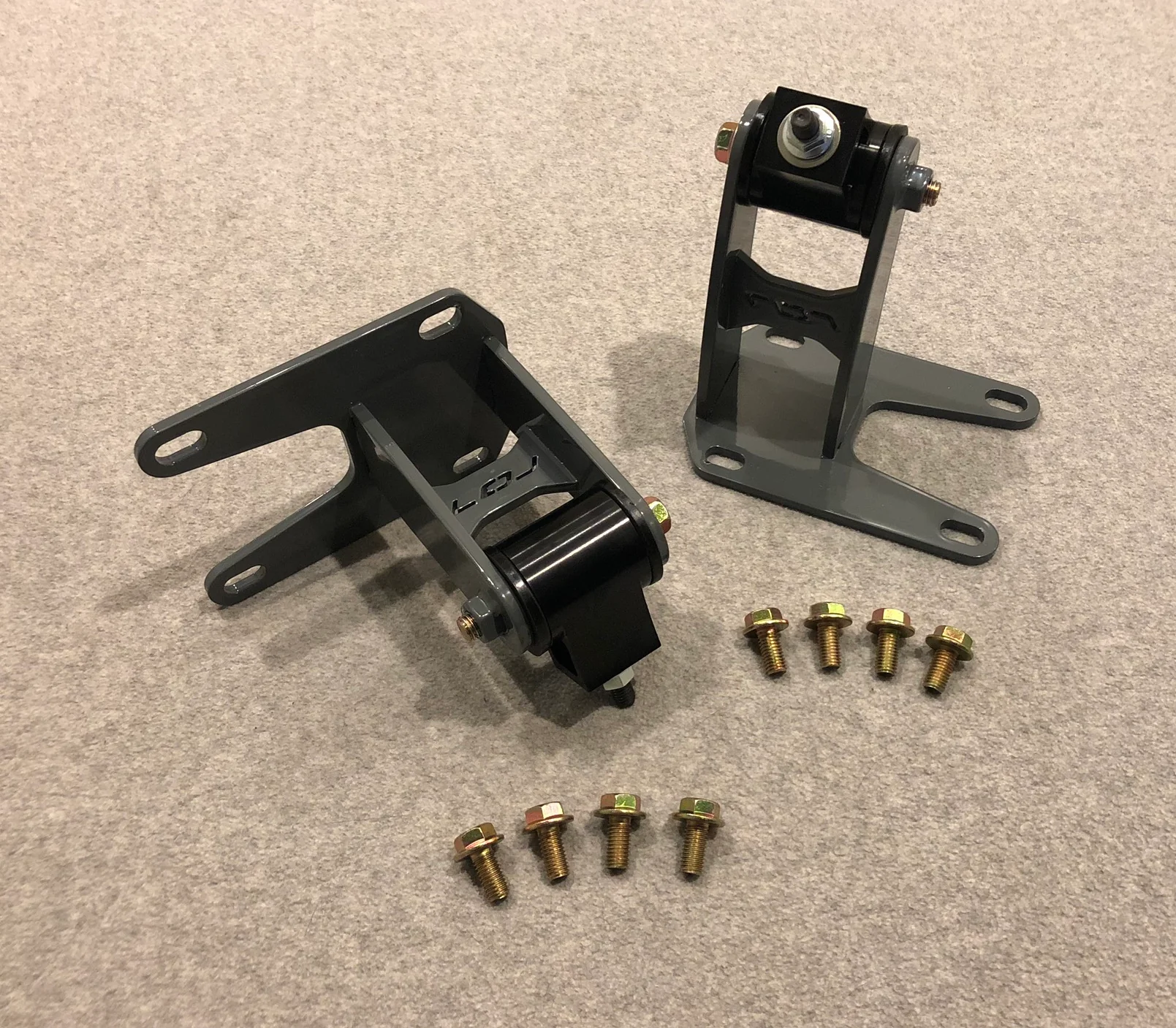 370Z & G37 (Z34, V36, CV36 Chassis) LT Swap Engine Mounts - Image 3