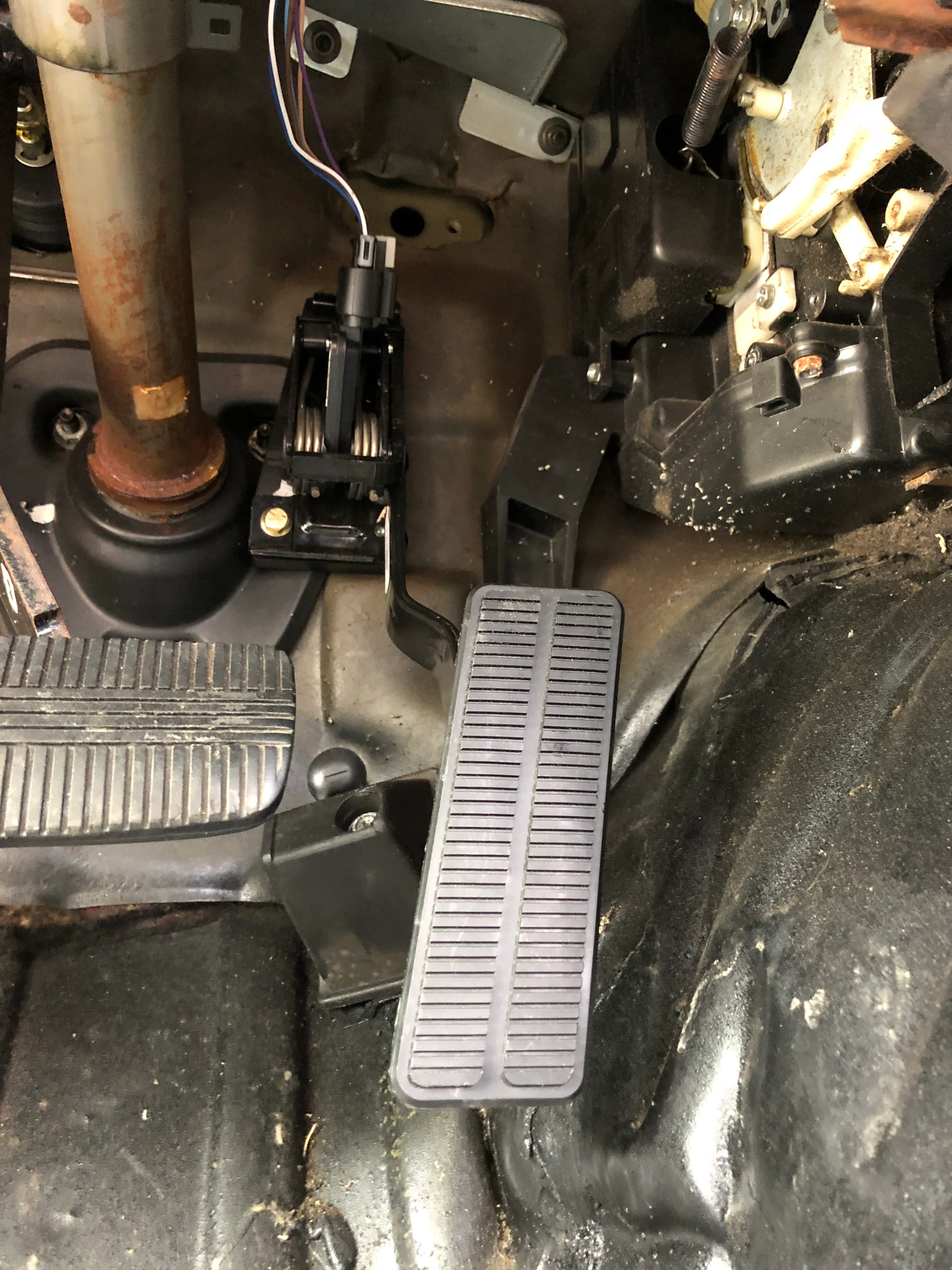 Z32 300ZX Corvette Pedal Bracket - Image 3